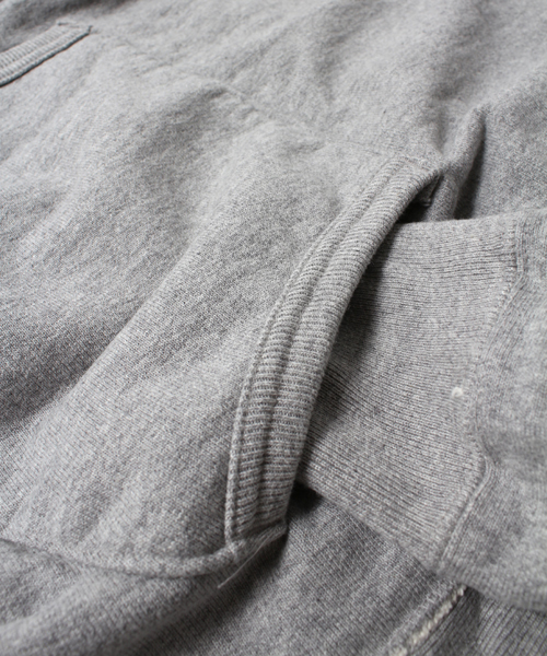 Denime(ドゥニーム)の「HEAVY SWEAT PULLOVER PARKA(パーカー・メンズ・ブラック/グレー/オートミール/ネイビー/イエロー・SMALL/LARGE/MEDIUM)」の19枚目の写真