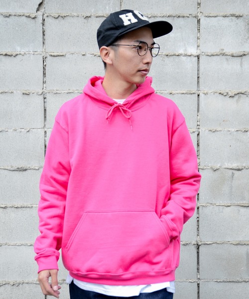 GILDAN(ギルダン)の「ギルダン アダルト オーバーサイズ プルオーバーパーカ【88500】(スウェット・メンズ・ホワイト/レッド/ピンク系その他/ネイビー/ロイヤルブルー/ブラック/パープル/ヘザーグレー/グレー・L/M/XL)」の16枚目の写真