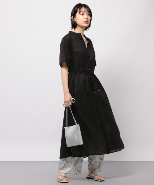 PAGEBOY（ページボーイ）の「シアーバンドカラーワンピースショートスリーブ（ワンピース・レディース・ブラック/グレイッシュベージュ/ワインレッド・FREE）」の4枚目の写真