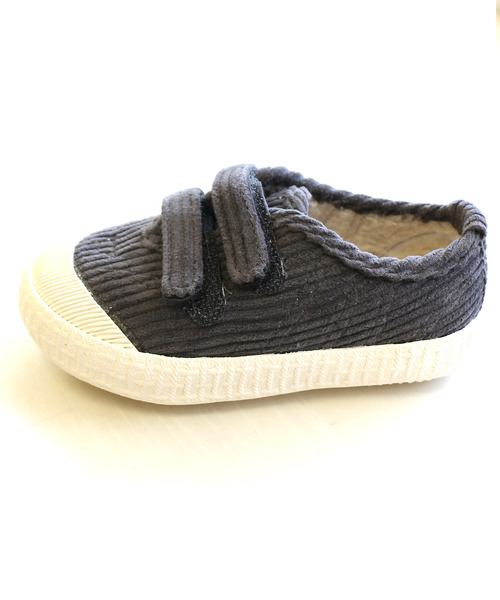 AmiAmi(アミアミ)の「キッズコーデュロイベロクロスニーカー(スニーカー・キッズ・モカ/オートミール/ブラック/グレー・20cm/15cm/19cm/17cm/16cm/18cm)」の16枚目の写真