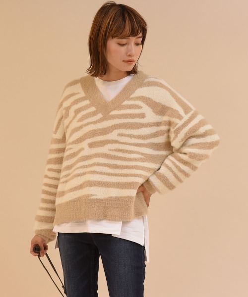 By Willful By Lipstar リップスター のニット セーター ゼブラ柄vネックpo 楽天スーパーセール