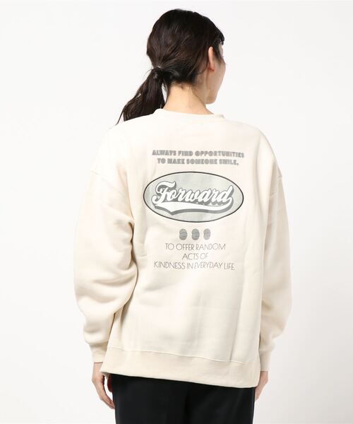 SpRay（スプレイ）の「裏起毛オーバル貼付けプルオーバー（Tシャツ/カットソー・レディース・チャコールグレー/ダークグリーン/ブルー/アイボリー/グレイッシュベージュ・FREE）」の8枚目の写真