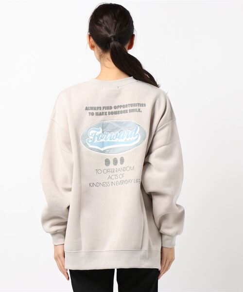 SpRay（スプレイ）の「裏起毛オーバル貼付けプルオーバー（Tシャツ/カットソー・レディース・チャコールグレー/ダークグリーン/ブルー/アイボリー/グレイッシュベージュ・FREE）」の9枚目の写真