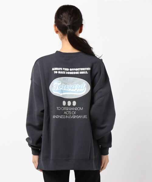 SpRay（スプレイ）の「裏起毛オーバル貼付けプルオーバー（Tシャツ/カットソー・レディース・チャコールグレー/ダークグリーン/ブルー/アイボリー/グレイッシュベージュ・FREE）」の11枚目の写真
