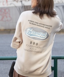 裏起毛オーバル貼付けプルオーバー