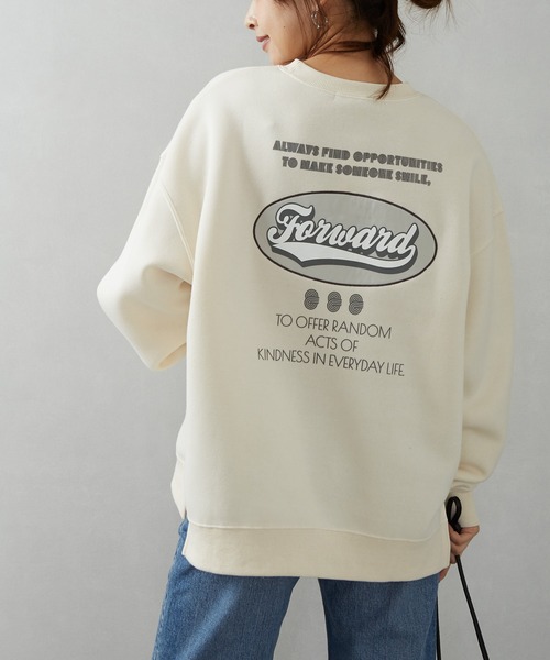 SpRay（スプレイ）の「裏起毛オーバル貼付けプルオーバー（Tシャツ/カットソー・レディース・チャコールグレー/ダークグリーン/ブルー/アイボリー/グレイッシュベージュ・FREE）」の3枚目の写真