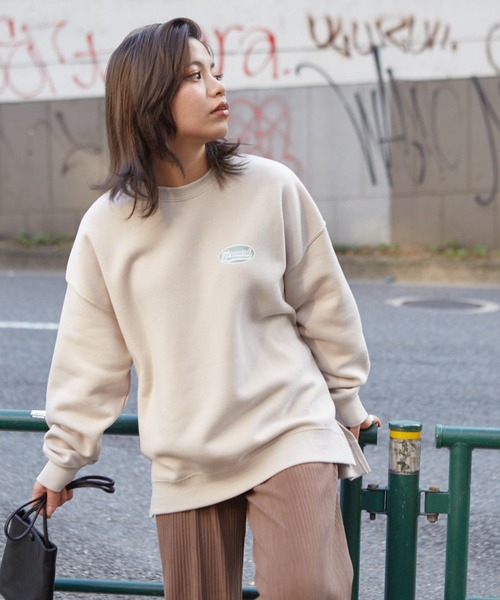 SpRay（スプレイ）の「裏起毛オーバル貼付けプルオーバー（Tシャツ/カットソー・レディース・チャコールグレー/ダークグリーン/ブルー/アイボリー/グレイッシュベージュ・FREE）」の14枚目の写真