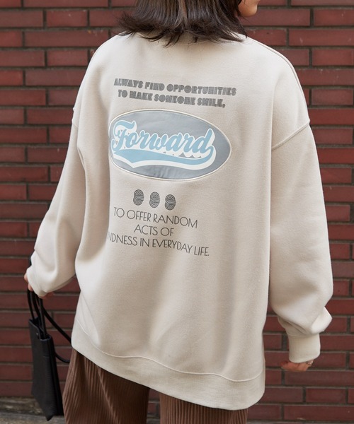 SpRay（スプレイ）の「裏起毛オーバル貼付けプルオーバー（Tシャツ/カットソー・レディース・チャコールグレー/ダークグリーン/ブルー/アイボリー/グレイッシュベージュ・FREE）」の22枚目の写真