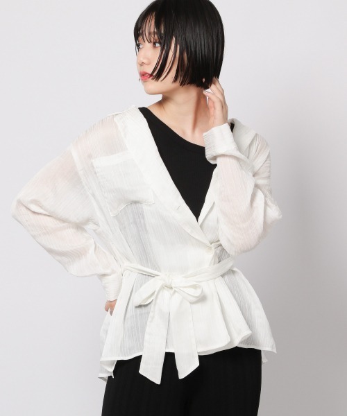 PAGEBOY(ページボーイ)の「ヨウリュウシアーカシュクールシャツ(シャツ/ブラウス・レディース・ブラック/オフホワイト/グレイッシュベージュ・FREE)」の8枚目の写真