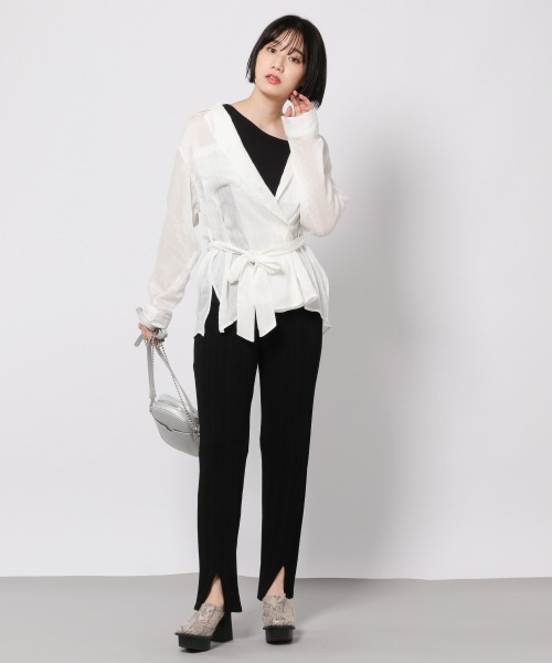 PAGEBOY(ページボーイ)の「ヨウリュウシアーカシュクールシャツ(シャツ/ブラウス・レディース・ブラック/オフホワイト/グレイッシュベージュ・FREE)」の4枚目の写真