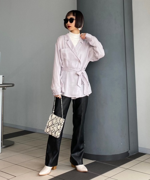 PAGEBOY(ページボーイ)の「ヨウリュウシアーカシュクールシャツ(シャツ/ブラウス・レディース・ブラック/オフホワイト/グレイッシュベージュ・FREE)」の18枚目の写真