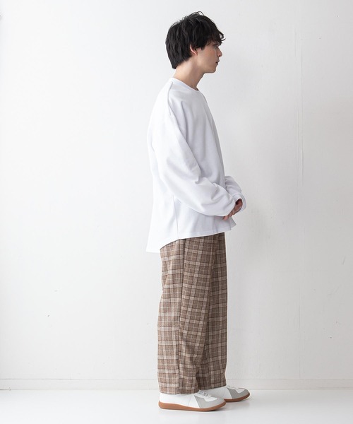 UNIIT（ユニット）の「【UNIIT】ポンチステッチハイショクルーズロンＴ　配色ステッチ　オーバーサイズ/ビッグシルエット　バックラウンド（Tシャツ/カットソー・メンズ・ホワイト/ブラック/ベージュ/ミント・MEDIUM/LARGE）」の7枚目の写真