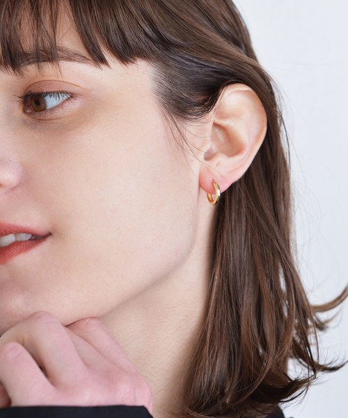 ma chere Cosette?（マシェールコゼット）の「WEB限定/SV925 12㎜ ワンタッチピアス（ピアス（両耳用）・レディース・シルバー/ゴールド・FREE）」の2枚目の写真