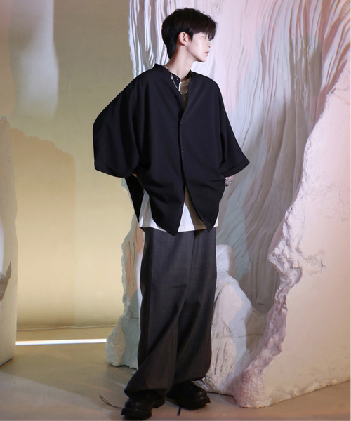 neos（ネオス）の「【neos -addictive design-】Big silhouette Dolman sleeve collarless shirt（シャツ/ブラウス・メンズ・ブラック/ベージュ/オフホワイト・MEDIUM/LARGE）」の5枚目の写真
