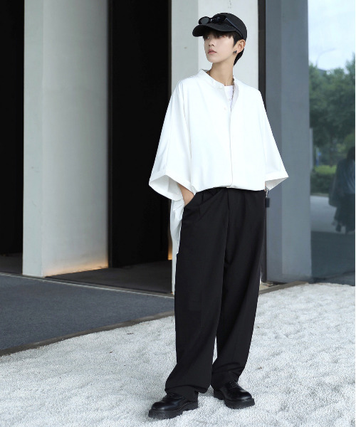 neos（ネオス）の「【neos -addictive design-】Big silhouette Dolman sleeve collarless shirt（シャツ/ブラウス・メンズ・ブラック/ベージュ/オフホワイト・MEDIUM/LARGE）」の10枚目の写真