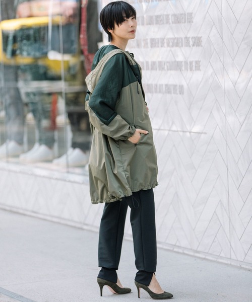 Munich(ミューニック)の「【LIMONTA】シャンブレータフタ フーデットコート(マウンテンパーカー・レディース・ブラック/ベージュ/カーキ・S/XS)」の10枚目の写真