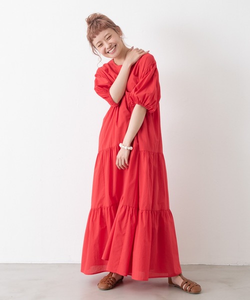 MERLOT（メルロー）の「パフスリーブティアードワンピース（ワンピース・レディース・ブルー/レッド/ブラック/ライトグリーン・FREE）」の19枚目の写真