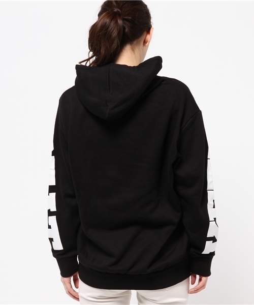 WEGO(ウィゴー)の「WEGO/フロントロゴプルパーカー(パーカー・レディース・オフホワイト/ブラック/杢グレー・FREE)」の11枚目の写真