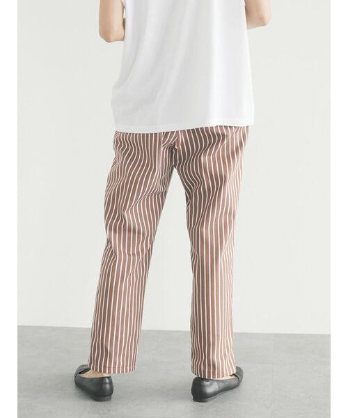 CRAFT STANDARD BOUTIQUE（クラフトスタンダードブティック）の「イージーテーパードパンツ　＊（スラックス・レディース・ベージュ/ブラウン/グレー/グレー系その他・L/M）」の16枚目の写真