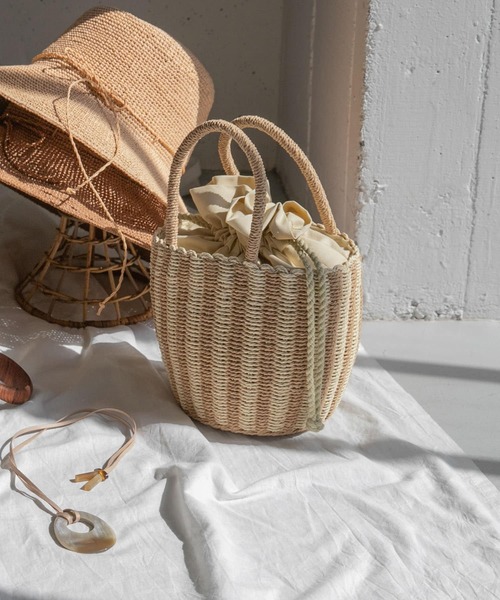 URBAN RESEARCH DOORS(アーバンリサーチドアーズ)の「プチ巾着カゴバッグ(ハンドバッグ・レディース・ブラック/オレンジ/ライトベージュ・ONE)」の3枚目の写真