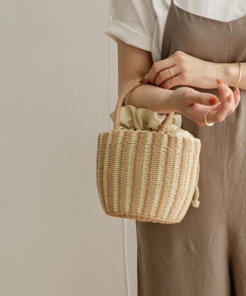 URBAN RESEARCH DOORS(アーバンリサーチドアーズ)の「プチ巾着カゴバッグ(ハンドバッグ・レディース・ブラック/オレンジ/ライトベージュ・ONE)」の9枚目の写真