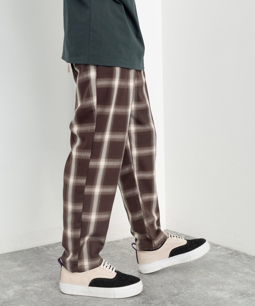 Rocky Monroe(ロッキーモンロー)の「ビストロ ワイドイージーシェフパンツ / 無地 デニム レオパード ストライプ チェック ペイズリー コックパンツ(その他パンツ・メンズ・インディゴブルー/チャコール/ライトブルーグレー/ブラック/ネイビー/ブラック系/オフホワイト/ブラウン系/ストライプ/オリーブ/ブルー系/ワンウォッシュ/ベージュ/レオパード/ブラック系1・L/M/XL)」の7枚目の写真