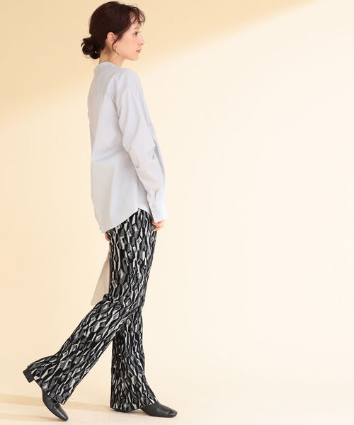 Ray BEAMS（レイビームス）の「Ray BEAMS / ジオメトリック ジャカード パンツ（その他パンツ・レディース・ブラック/グリーン系その他2・ONE SIZE）」の9枚目の写真