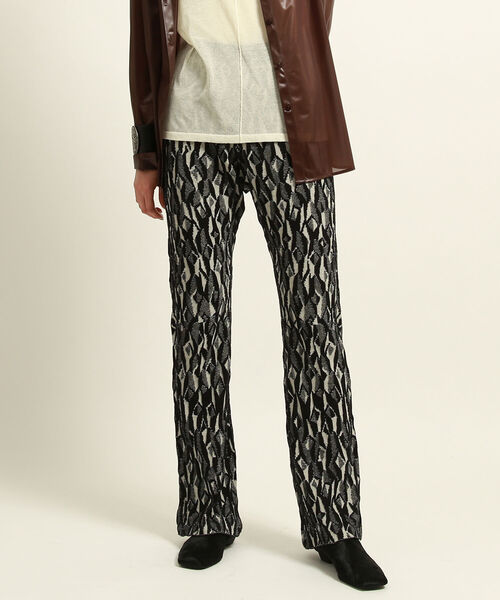 Ray BEAMS（レイビームス）の「Ray BEAMS / ジオメトリック ジャカード パンツ（その他パンツ・レディース・ブラック/グリーン系その他2・ONE SIZE）」の11枚目の写真