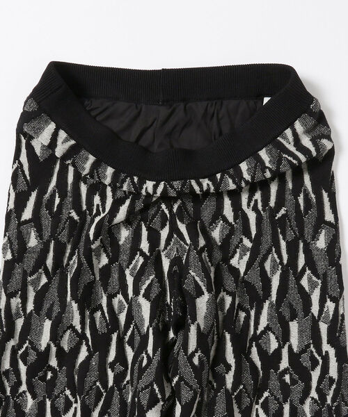 Ray BEAMS（レイビームス）の「Ray BEAMS / ジオメトリック ジャカード パンツ（その他パンツ・レディース・ブラック/グリーン系その他2・ONE SIZE）」の18枚目の写真