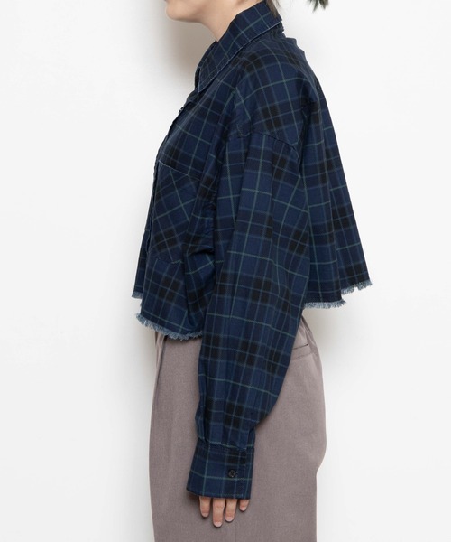 WEGO(ウィゴー)の「WEGO/ダメージショートシャツ(シャツ/ブラウス・レディース・ブラック/カーキ/ブラック系その他/ブルー系その他/レッド系その他2・FREE)」の17枚目の写真