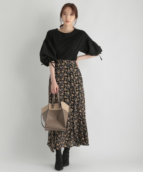 Andemiu（アンデミュウ）の「ソデフハクボリュームカット958508（Tシャツ/カットソー・レディース・ブラック/ベージュ/パープル/オフホワイト・FREE）」の6枚目の写真