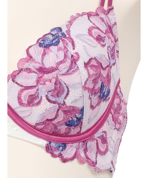 C65 ラヴィジュール　フラワーガーデン　セット Ravijour - 新品♡RAVIJOUR フラワーガーデン グラマーアップ
