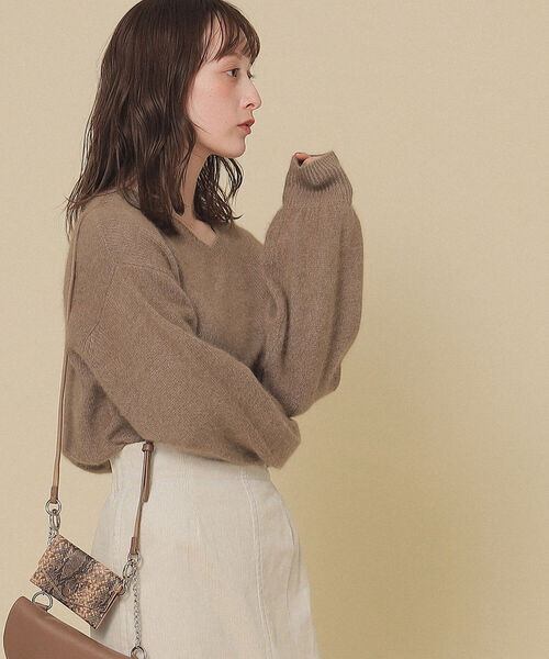 Ray BEAMS（レイビームス）の「Ray BEAMS / フラッフィー Vネック プルオーバー（ニット/セーター・レディース・ブラウン系その他4/グリーン系その他2/サックスブルー・ONE SIZE）」の12枚目の写真