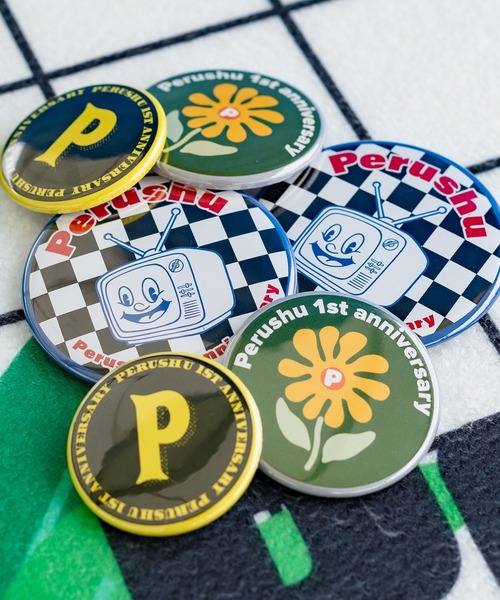 セール】【1周年記念アイテム】レトロ缶バッジ（バッジ）｜Perushu