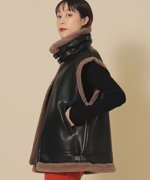 Ray BEAMS（レイビームス）の「Ray BEAMS / フェイクムートン ボマー ベスト（ベスト・レディース・ブラック/ブラウン系その他・ONE SIZE）」の2枚目の写真