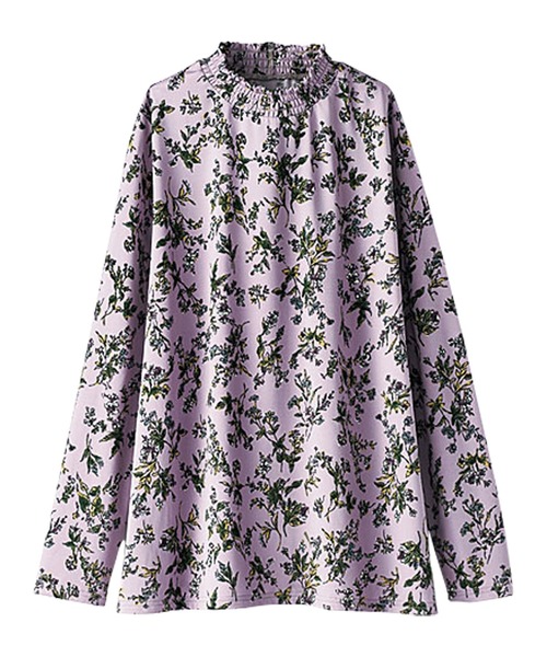 BELLUNA PLUS(ベルーナ)の「シャーリング使いプリントプルオーバー(Tシャツ/カットソー・レディース・ネイビー/アイボリー/セージグリーン/ラベンダー・MEDIUM/LARGE/X-LARGE)」の4枚目の写真