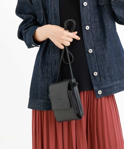 a.v.v(アーヴェヴェ)の「エコバッグ2WAYミニショルダー(エコバッグ/サブバッグ・レディース・グリーン/ミント/ブラック・38)」の2枚目の写真