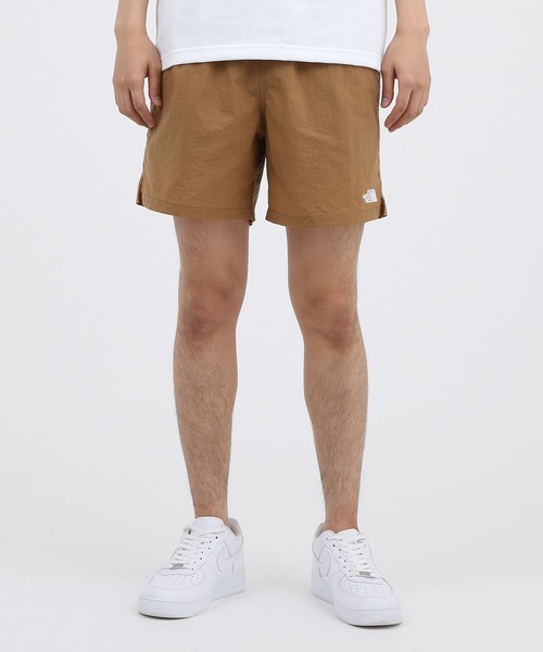 THE NORTH FACE（ザノースフェイス）の「THE NORTH FACE Versatile Short NB42051（その他パンツ・メンズ・ブラウン/オリーブ/イエロー/インディゴブルー・MEDIUM/LARGE/X-LARGE）」の2枚目の写真