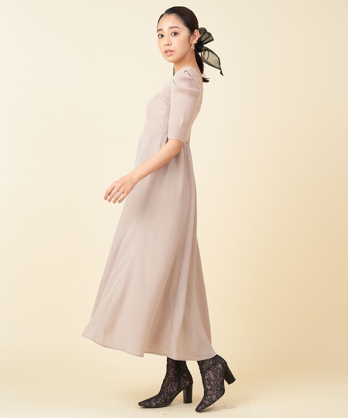 ROYAL PARTY(ロイヤルパーティー)の「異素材ドッキングパワショルワンピース(ワンピース・レディース・ブルー/ブラック/ベージュ・FREE)」の12枚目の写真