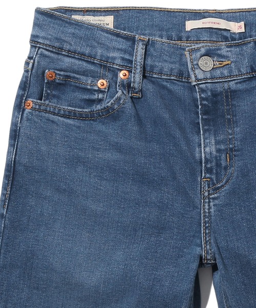 Levi's（リーバイス）の「MID RISE BOYFRIEND BOGOTA WAY（デニムパンツ・レディース・ダークインディゴブルー・29inch/28inch/24inch/23inch/26inch/25inch/27inch）」の6枚目の写真