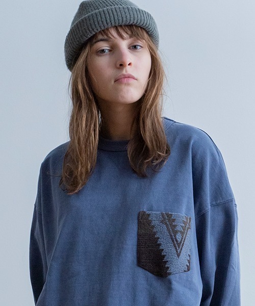 Universal Style Wear（ユニバーサルスタイルウェア）の「Universal Style Wear ポケット リメイク ロンT（Tシャツ/カットソー・メンズ・ネイビー/カーキ/スミクロ/ワイン・LARGE/X-LARGE/MEDIUM）」の3枚目の写真