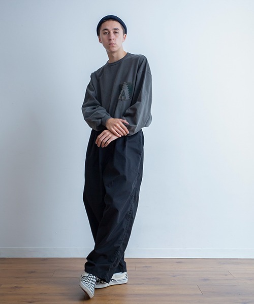 Universal Style Wear（ユニバーサルスタイルウェア）の「Universal Style Wear ポケット リメイク ロンT（Tシャツ/カットソー・メンズ・ネイビー/カーキ/スミクロ/ワイン・LARGE/X-LARGE/MEDIUM）」の5枚目の写真