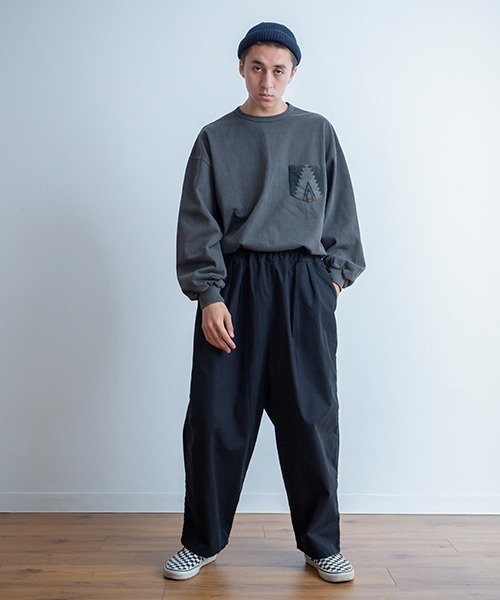 Universal Style Wear（ユニバーサルスタイルウェア）の「Universal Style Wear ポケット リメイク ロンT（Tシャツ/カットソー・メンズ・ネイビー/カーキ/スミクロ/ワイン・LARGE/X-LARGE/MEDIUM）」の6枚目の写真