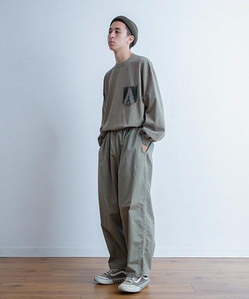 Universal Style Wear（ユニバーサルスタイルウェア）の「Universal Style Wear ポケット リメイク ロンT（Tシャツ/カットソー・メンズ・ネイビー/カーキ/スミクロ/ワイン・LARGE/X-LARGE/MEDIUM）」の9枚目の写真