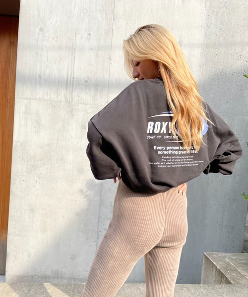 ROXY（ロキシー）の「【ZOZO限定アイテム】OVAL PULLOVER/ロキシーバックプリントクルーネックスウェットトレーナー（スウェット・レディース・ブラック/グレー/パープル・FREE）」の6枚目の写真