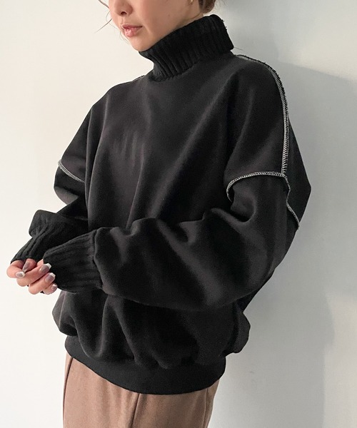 JUNOAH(ジュノア)の「タートルネックドロップショルダートレーナー(スウェット・レディース・グレー/グリーン/ブラック/モカ/ブルー/アイボリー・X-LARGE/MEDIUM/LARGE)」の17枚目の写真