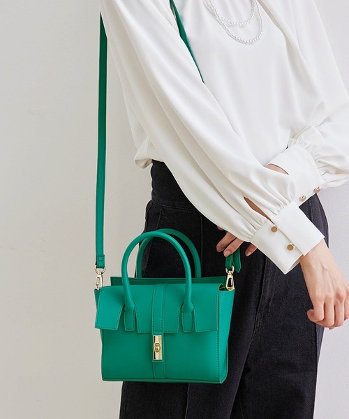 ROPE' PICNIC(ロペピクニック)の「軽量フラップベルトミニサイズバッグ(ショルダーバッグ・レディース・ブラック/レッド/グリーン/イエロー系その他2・FREE)」の7枚目の写真