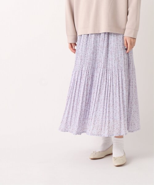 RAY CASSIN(レイカズン)の「小花柄消しプリーツスカート(スカート・レディース・ブラック/オフホワイト/ラベンダー・FREE)」の12枚目の写真