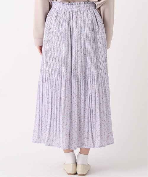 RAY CASSIN(レイカズン)の「小花柄消しプリーツスカート(スカート・レディース・ブラック/オフホワイト/ラベンダー・FREE)」の17枚目の写真