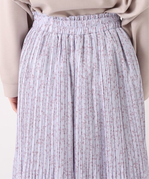RAY CASSIN(レイカズン)の「小花柄消しプリーツスカート(スカート・レディース・ブラック/オフホワイト/ラベンダー・FREE)」の18枚目の写真